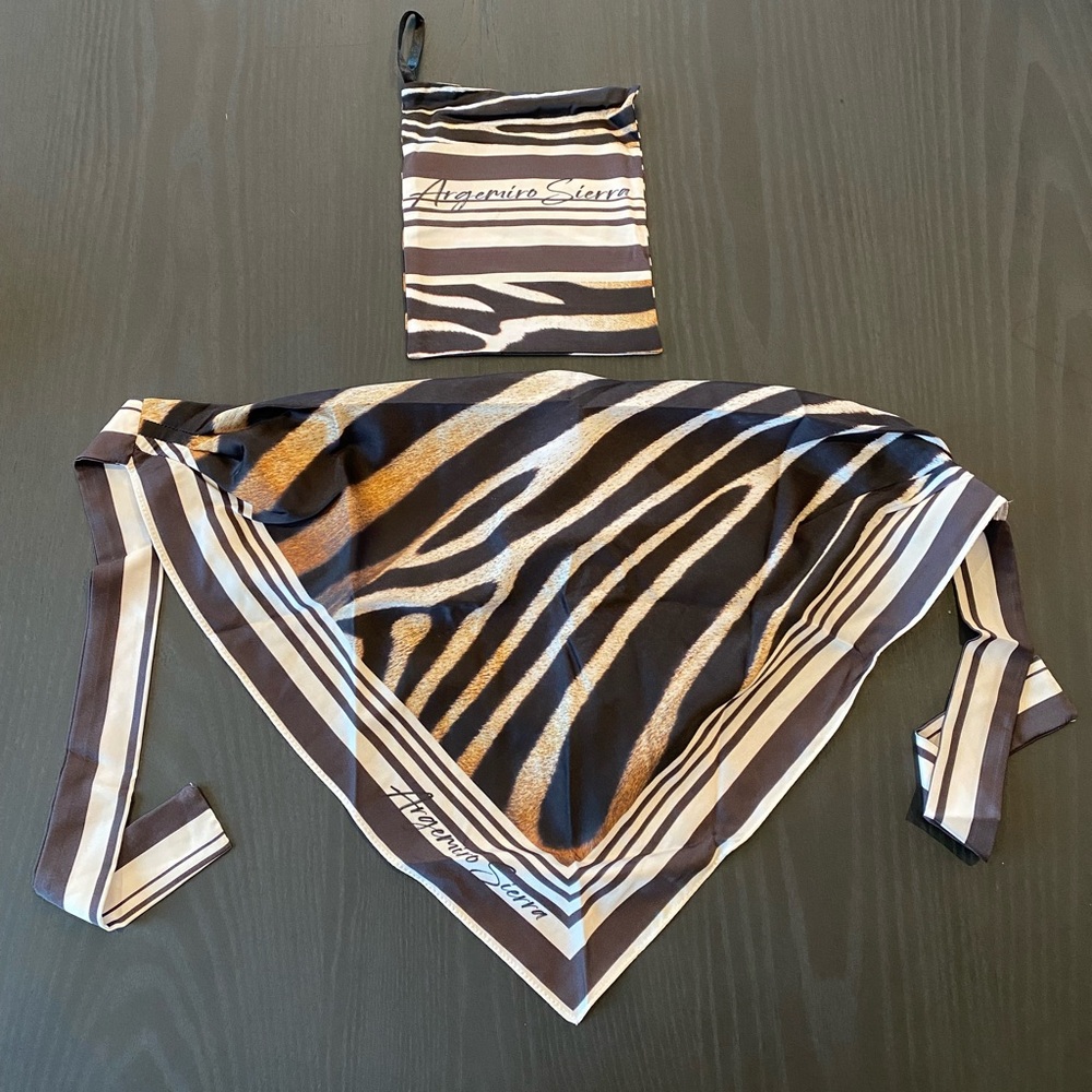 Argemiro Sierra Animal Print Face Mask Silky Bandana New